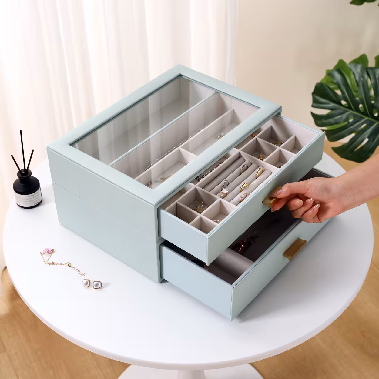 SortWithStyle aqua jewelry organizer as luxury gift with premium PU leather, glass top, and elegant design for professional women